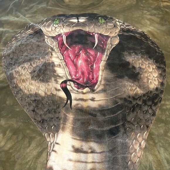 Vintage The Mountain Snake T-shirt Tie-Dye Made in USA size L in EUC unique - Picture 4 of 7